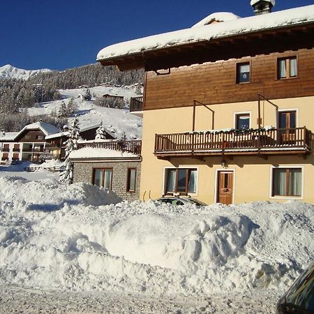 Affittacamere La Falconetta Champoluc Exterior foto